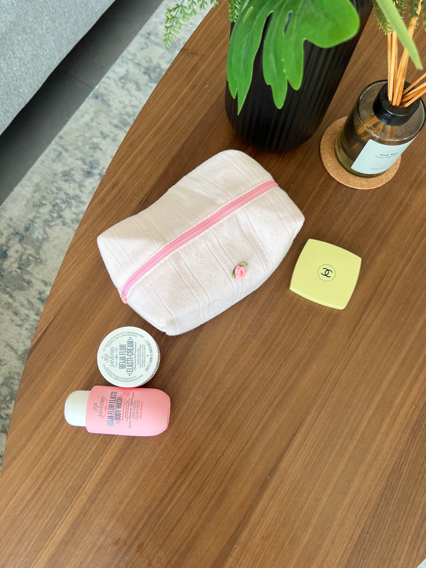 Pink makeup bag. Aesthetic beauty pouch to store beauty essentials