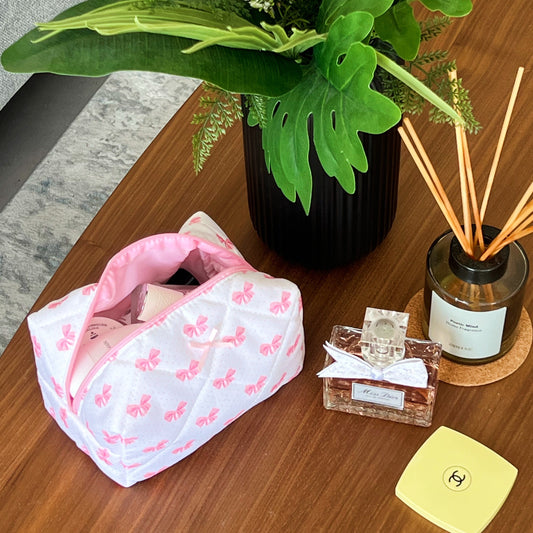 pink makeup pouch with cute little bows