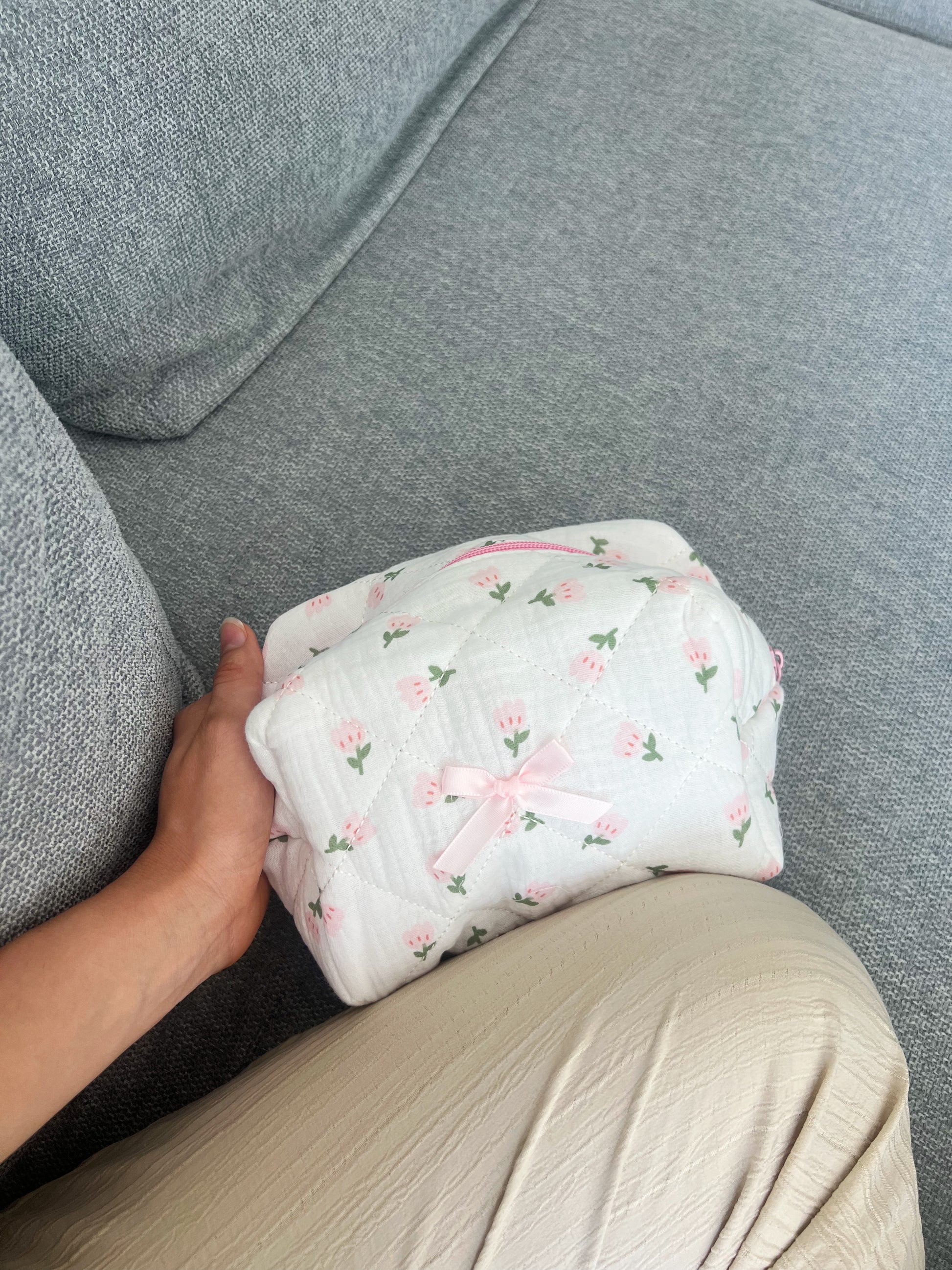Makeup case with flower designs. Sweet and soft. Can fit skincare, makeup and more.